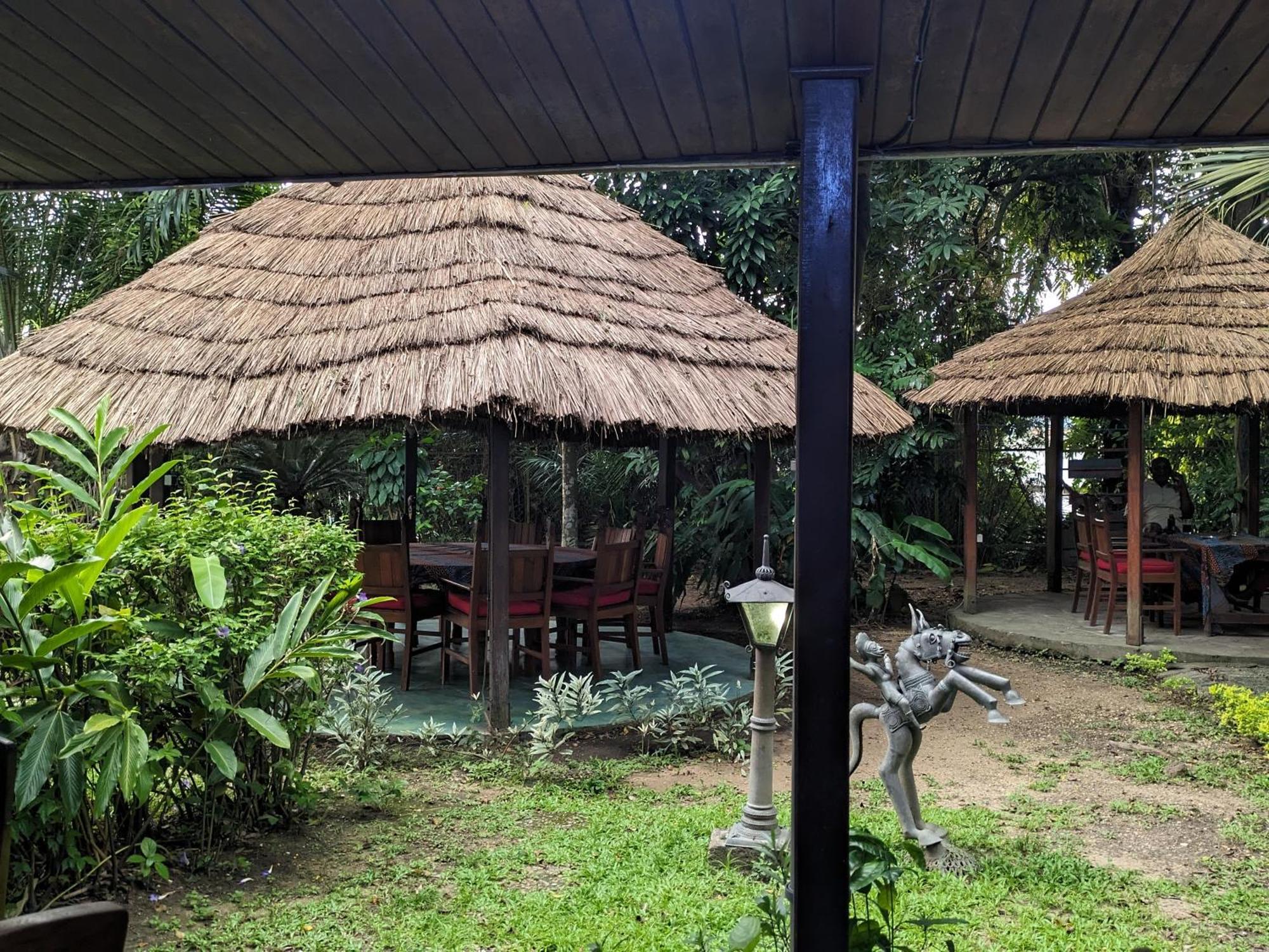 Foyer Du Marin Douala Exterior foto